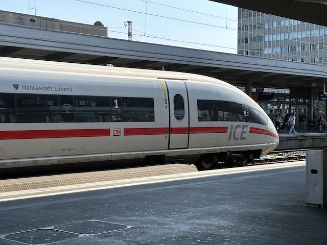 ドイツ鉄道ICE